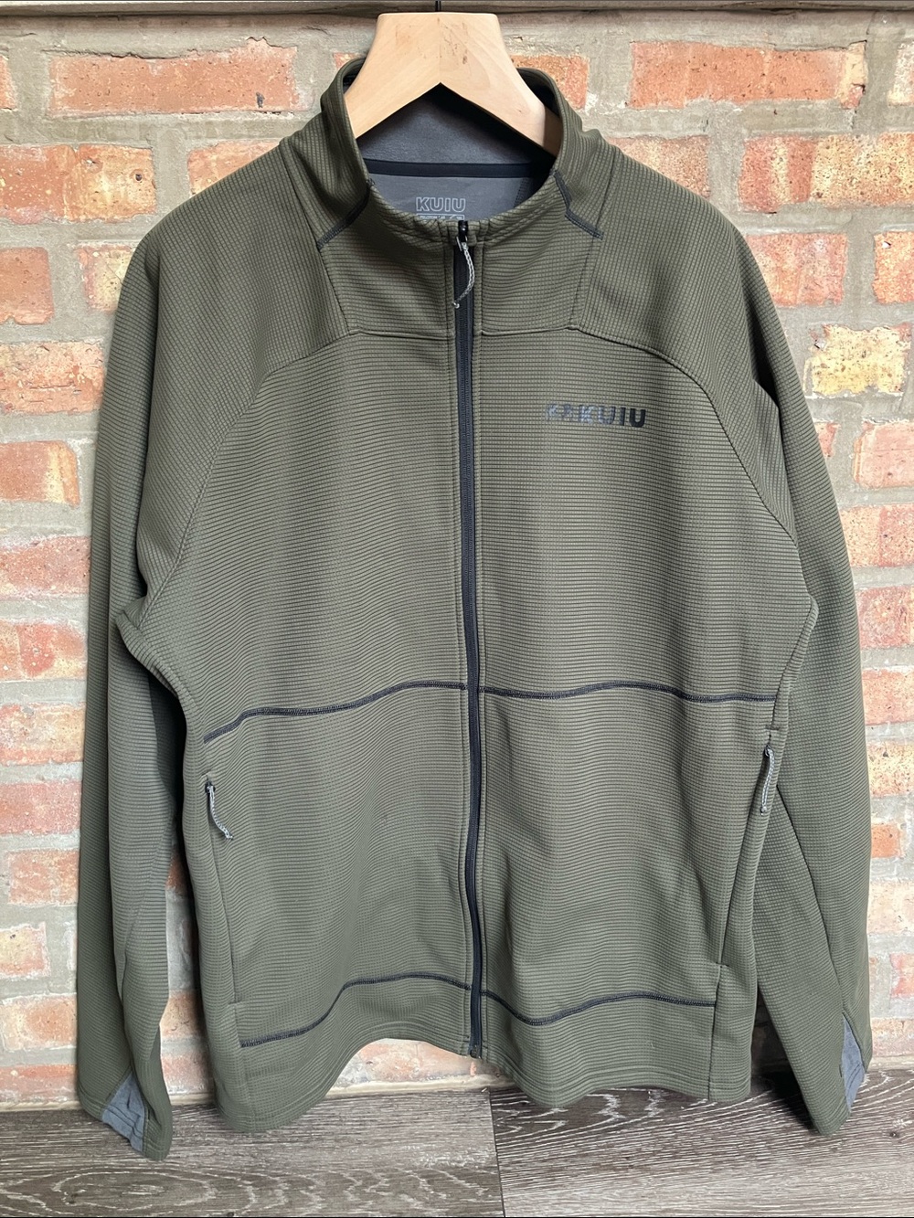 KUIU Peloton 240 Full Zip